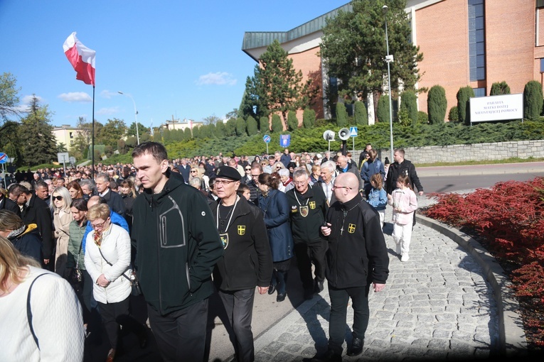 Różaniec dla życia w Mielcu