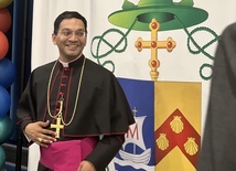 bp Earl K. Fernandes