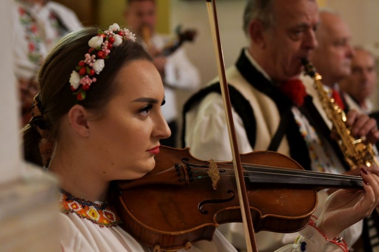 Żagańskie Jodełki śpiewają i tańczą już 20 lat