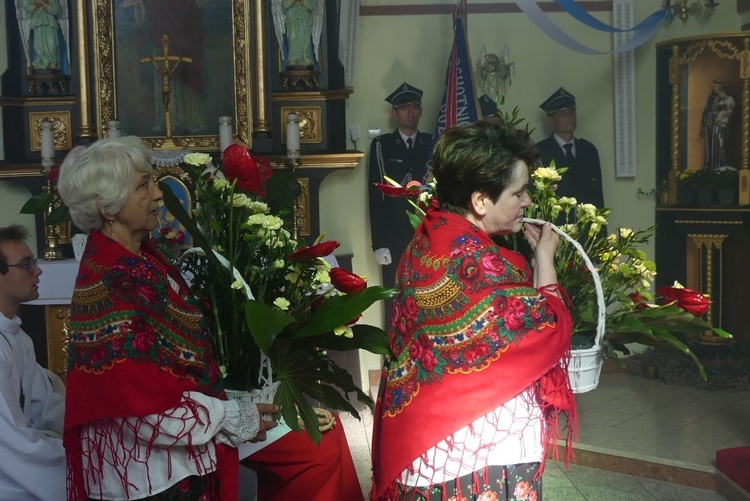 Poświęcenie kościoła Matki Bożej Szkaplerznej w Godziszce