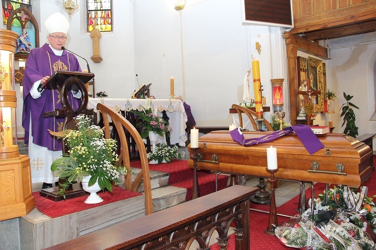 Msza pożegnalna śp. ks. Franciszka Puchalskiego
