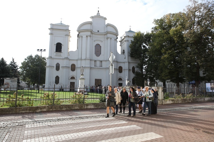 X Diecezjalna Pielgrzymka Kobiet - wędrówka cz. 2