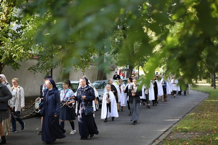 X Diecezjalna Pielgrzymka Kobiet - wędrówka cz. 2