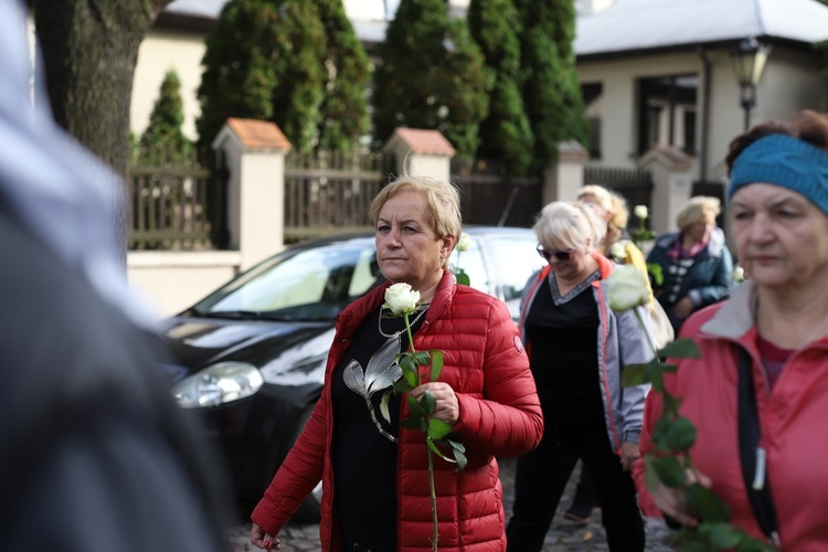 X Diecezjalna Pielgrzymka Kobiet - wędrówka cz. 2