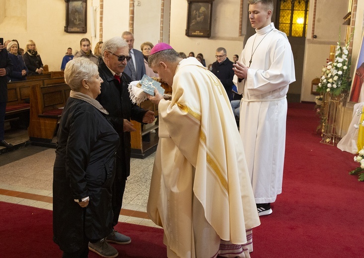 Skrzatuska Pieta w Sławnie - cz. 2