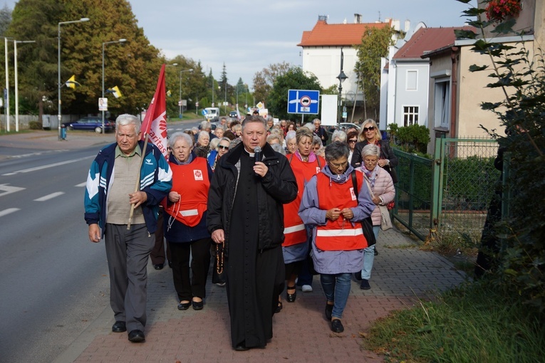 Wolontariat jako remedium na pandemię samotności