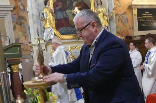 Zakończenie peregrynacji relikwii bł. rodziny Ulmów w Rychwałdzie