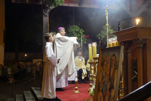 Zakończenie peregrynacji relikwii bł. rodziny Ulmów w Rychwałdzie