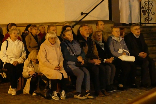 Zakończenie peregrynacji relikwii bł. rodziny Ulmów w Rychwałdzie