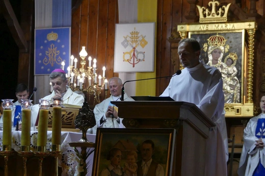 Zakończenie peregrynacji relikwii bł. rodziny Ulmów w Rychwałdzie