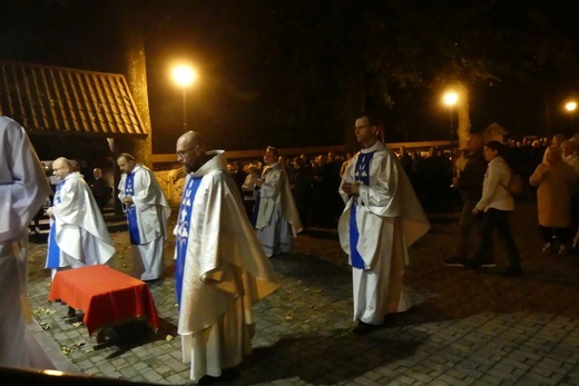 Zakończenie peregrynacji relikwii bł. rodziny Ulmów w Rychwałdzie