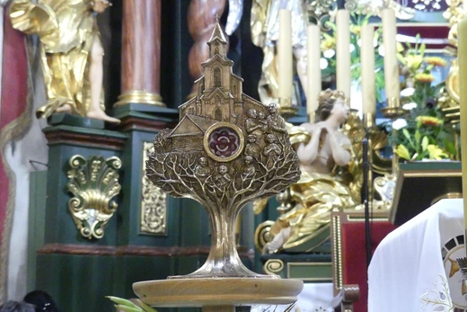 Zakończenie peregrynacji relikwii bł. rodziny Ulmów w Rychwałdzie