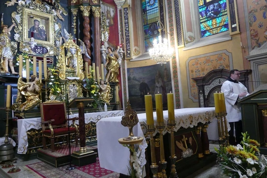 Zakończenie peregrynacji relikwii bł. rodziny Ulmów w Rychwałdzie