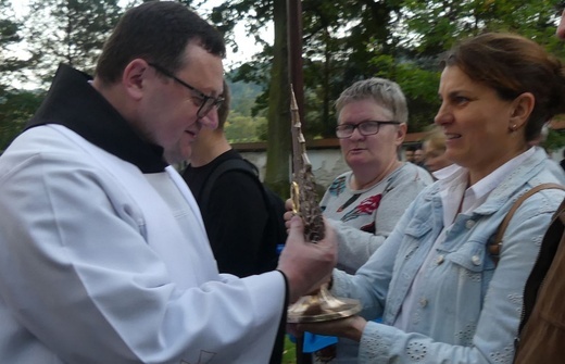 Zakończenie peregrynacji relikwii bł. rodziny Ulmów w Rychwałdzie