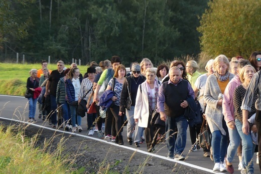 Zakończenie peregrynacji relikwii bł. rodziny Ulmów w Rychwałdzie