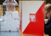 Wyniki sondażu late poll: PiS i KO w dół w stosunku do exit poll, Konfederacja ciut w górę