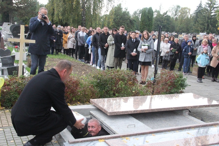 Tarnów-Mościce. Pochówek dzieci utraconych