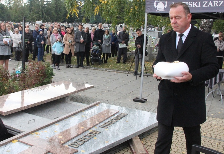 Tarnów-Mościce. Pochówek dzieci utraconych