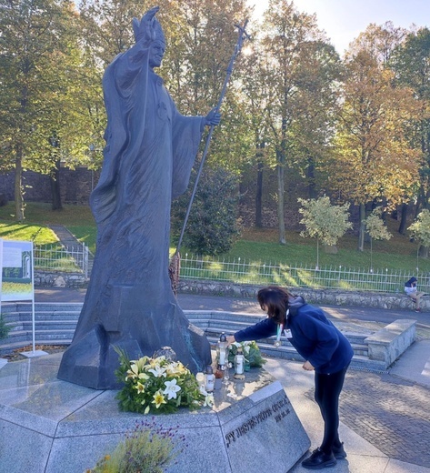 Pieg papieski Ochotniczych Hufców Pracy