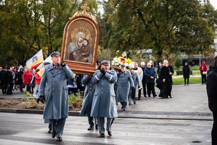 Gdyński przemarsz z Różańcem w ręku