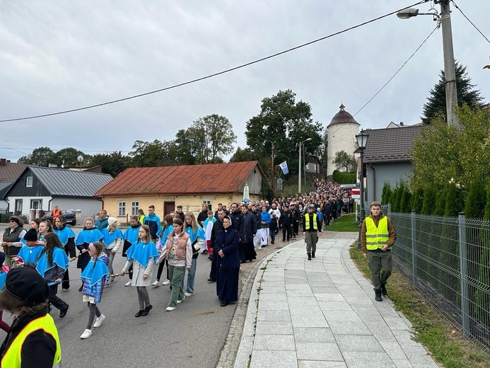 Marsz papieski w Starym Sączu