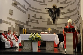 Konferencje rozpoczęła Msza św. w kościele akademickim KUL.