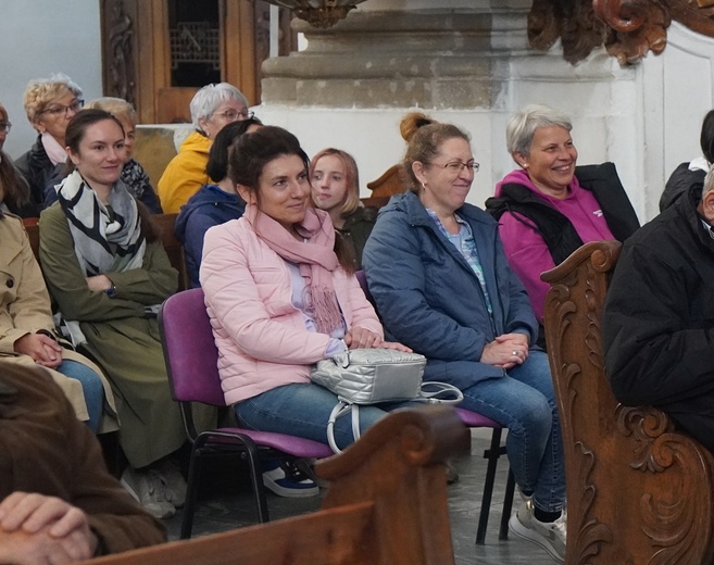 Pielgrzymka do Trzebnicy 2023. Modlitwa kobiet