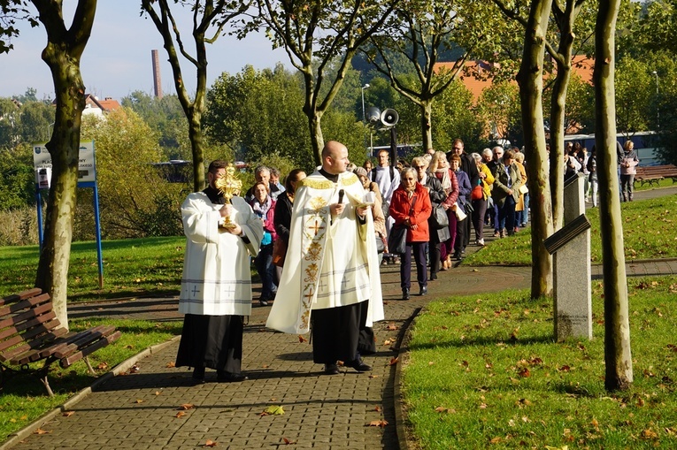 Pielgrzymka do Trzebnicy 2023. Modlitwa kobiet