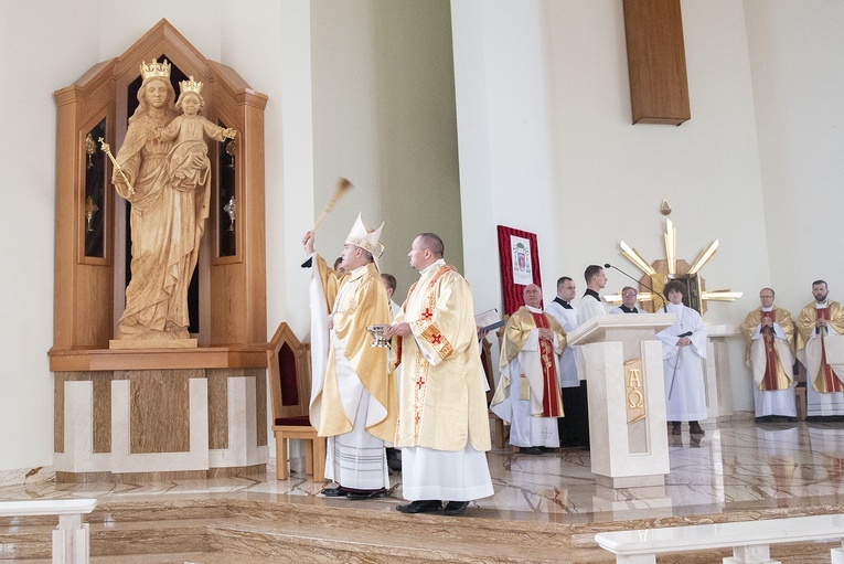 Poświęcenie kościoła w Pile, cz. 1