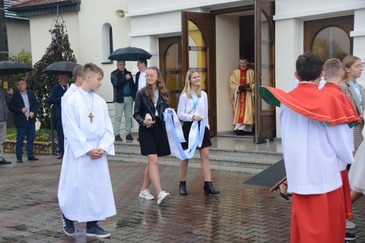 Poświęcenie nowo wybudowanego domu parafialnego w Krośnicy