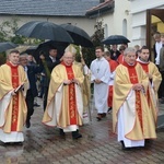 Poświęcenie nowo wybudowanego domu parafialnego w Krośnicy