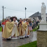 Poświęcenie nowo wybudowanego domu parafialnego w Krośnicy