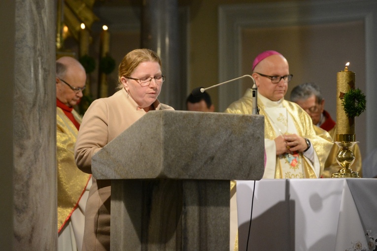 Poświęcenie nowo wybudowanego domu parafialnego w Krośnicy
