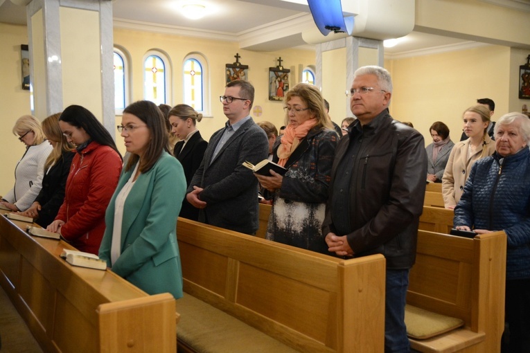 Poświęcenie nowo wybudowanego domu parafialnego w Krośnicy