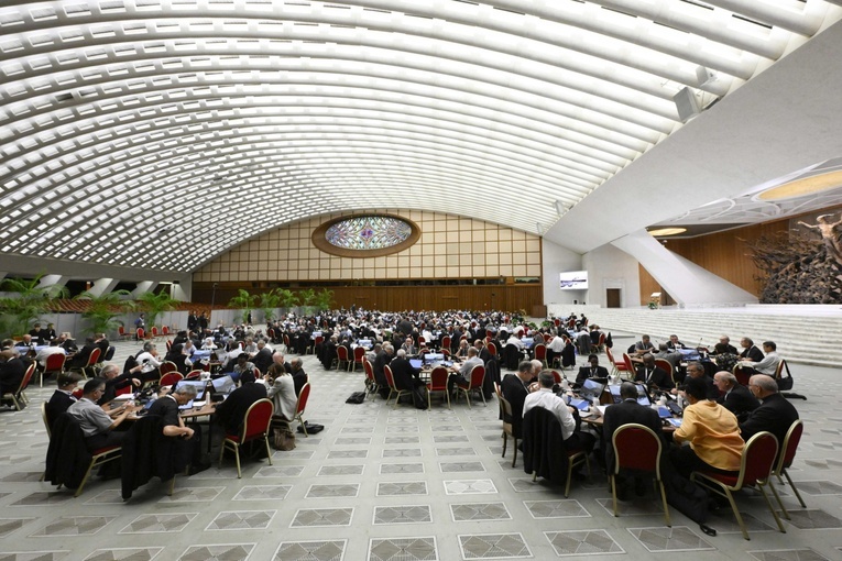 Kard. Ryś: Na synodzie biskupów mówi się o Bliskim Wschodzie i cierpieniu