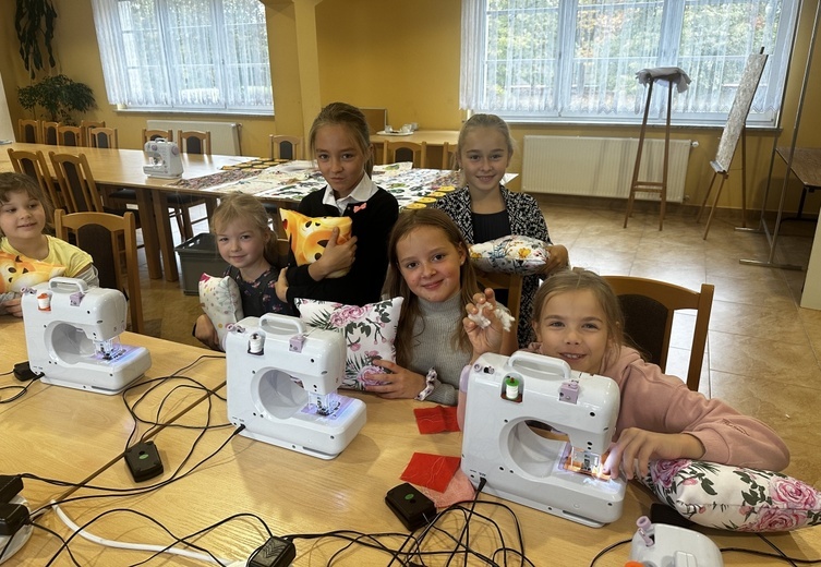 Warsztaty krawieckie dla marianek