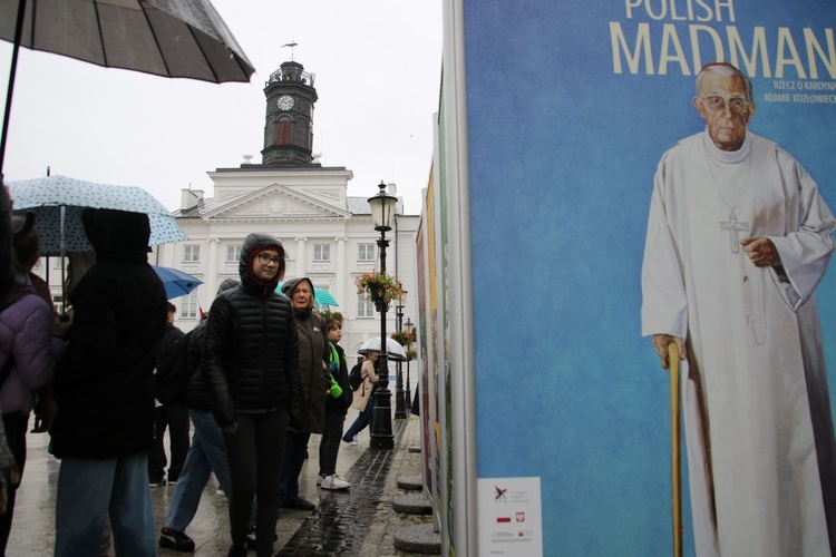 Płock. Wystawa o kard. A. Kozłowieckim