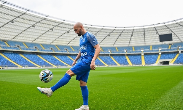 Chorzów. Dodatkowa pula biletów, ponad 26 tys. kibiców obejrzy mecz Ruchu na Stadionie Śląskim