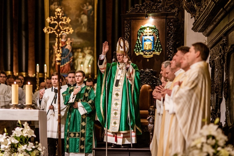 Eucharystia w święto świętych Szymona i Judy Tadeusza