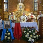 Wprowadzenie relikwii św. Faustyny w Momotach