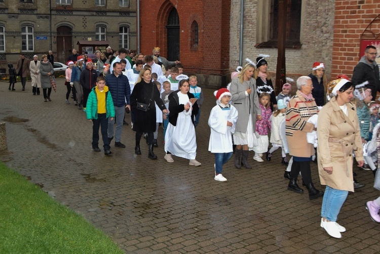 Orszak Wszystkich Świętych w Złocieńcu