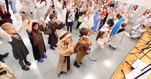 Świętych zabawianie!