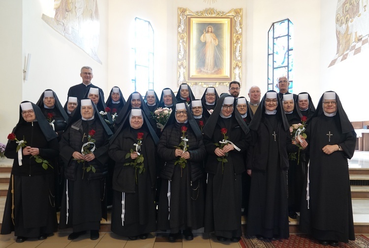 Tylmanowa. 60-lecie obecności albertynek w parafii