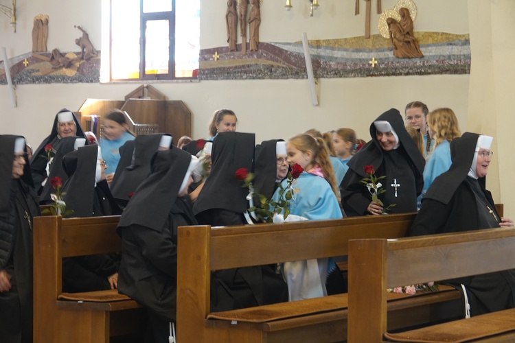 Tylmanowa. 60-lecie obecności albertynek w parafii