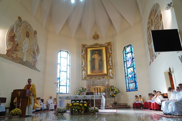 Tylmanowa. 60-lecie obecności albertynek w parafii