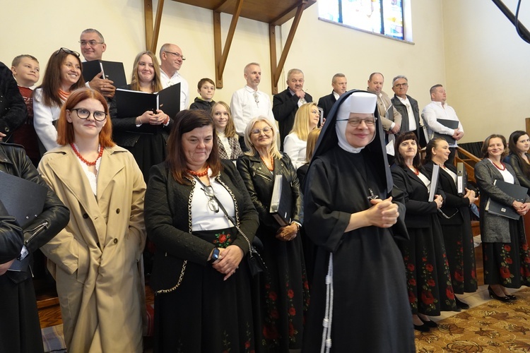 Tylmanowa. 60-lecie obecności albertynek w parafii