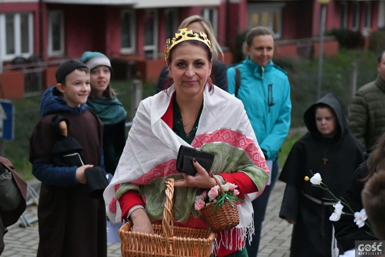 Marsz Wszystkich Świętych u franciszkanów