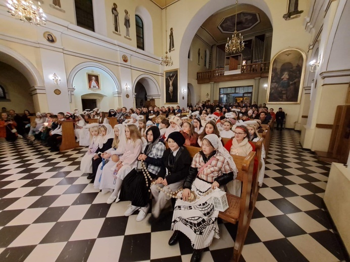Żabno ze świętymi