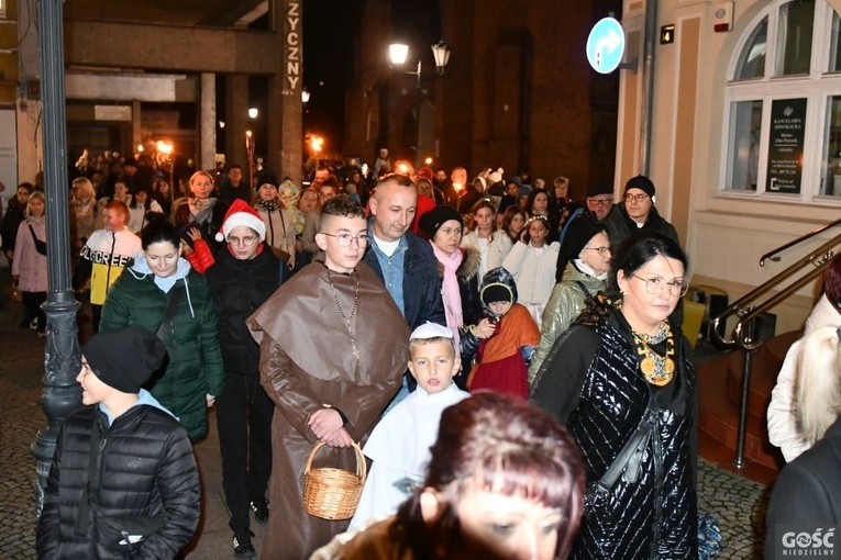 Święci na ulicach Świebodzina