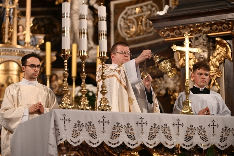 Wigilia uroczystości Wszystkich Świętych w diecezji